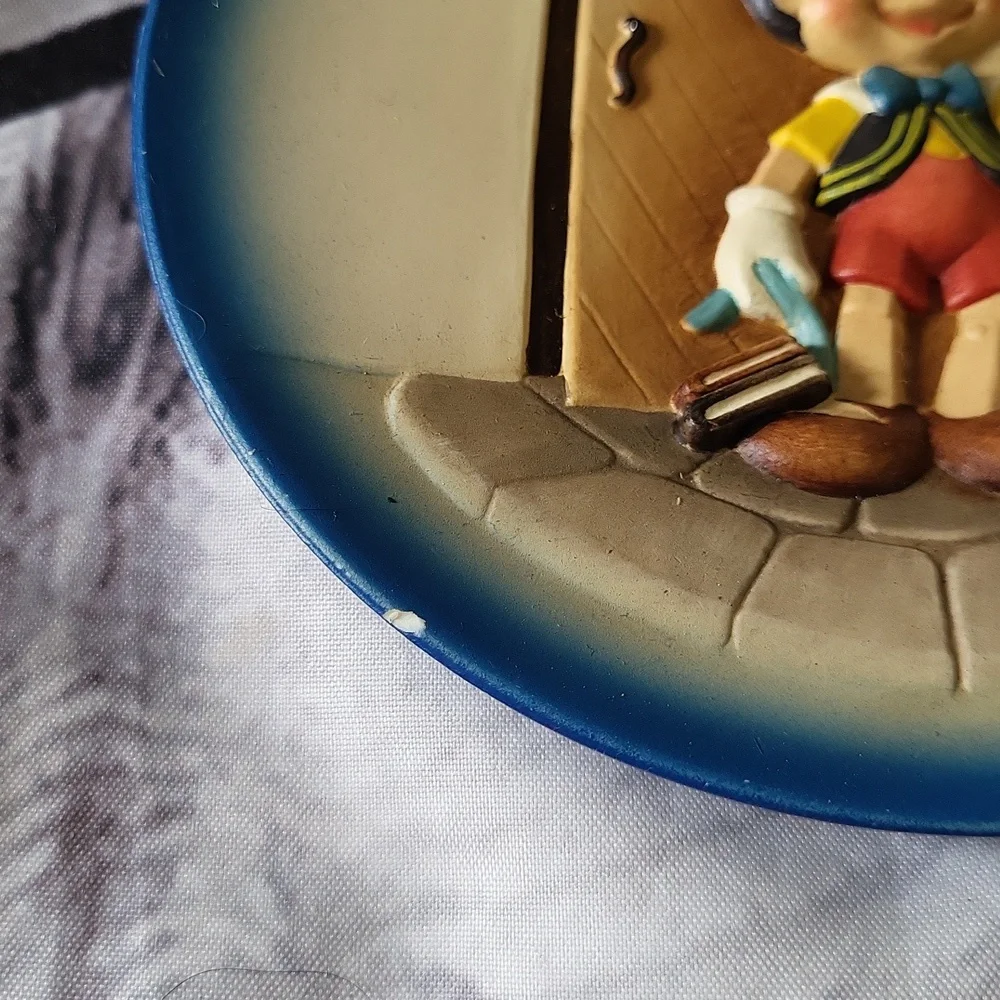 Collectible Disney Pinocchio Mini Plate